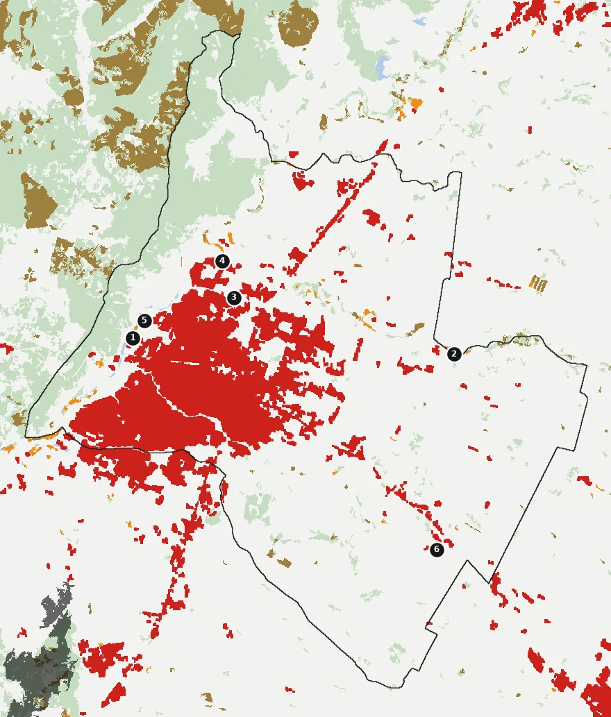 Mapa de Talca con las zonas pobladas, la plantación forestal a menos de 500 m y el área quemada entre 2023 y 2025